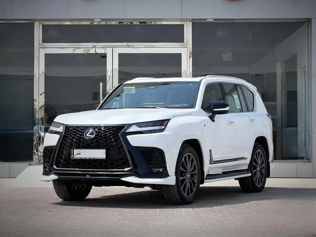 LEXUS LX600